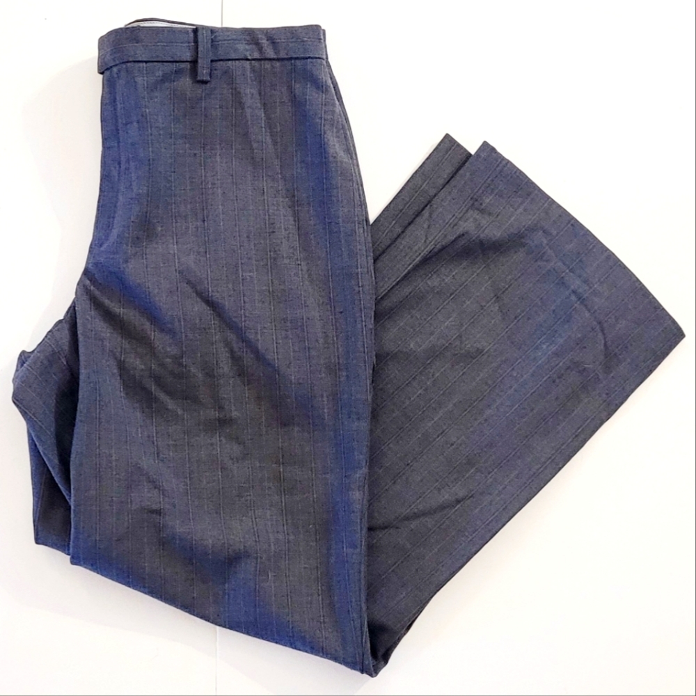 GAP cropped pants